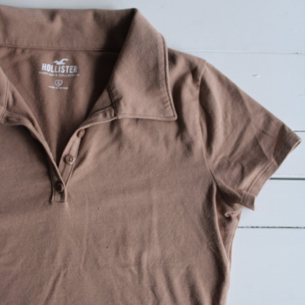 Cropped Light Brown Short Sleeve Polo
